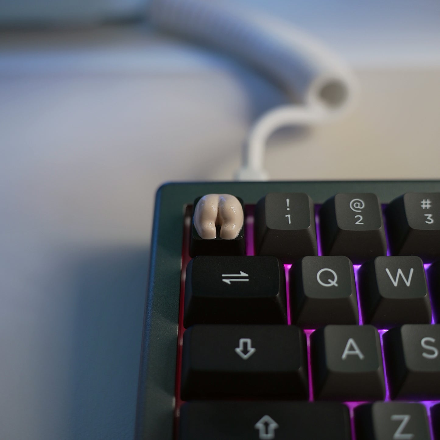 PeachBooty Keycap