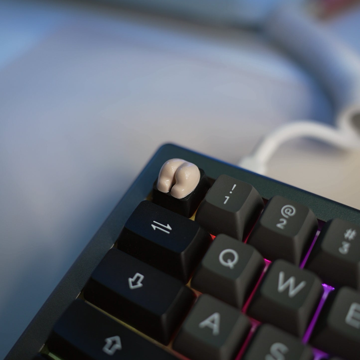 PeachBooty Keycap